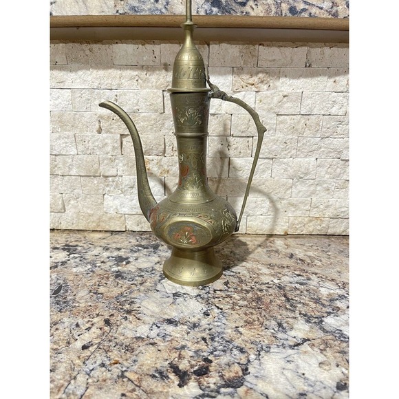 Vintage‎ Brass Teapot Genie Lamp Pitcher Made in India Ornate Etched 9" tall - Picture 1 of 4
